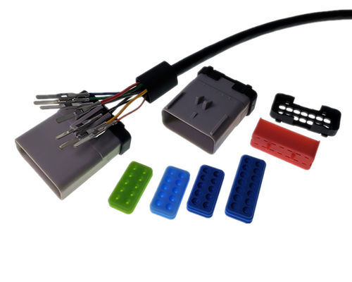 Los conectores del tablero y de la carlinga de instrumentos de FCI Apex 2.8m m telegrafían el arnés de cable eléctrico de las asambleas para Customoizd